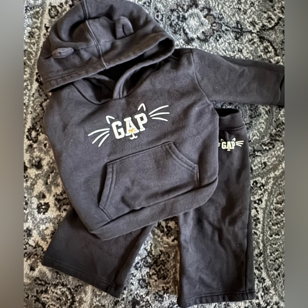 GAP Charcoal Hoodie and Joggers Set